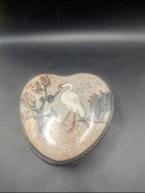 Vtg Tonala Heart-Shaped Painted Trinket Box with Crane Motif - Neutral Tones